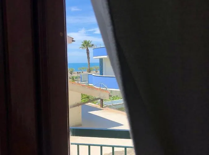 Ad Un Passo Dal Mare 4*