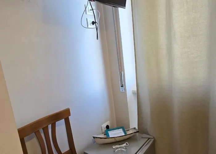 Ad Un Passo Dal Mare Alojamento de Acomodação e Pequeno-almoço 4*