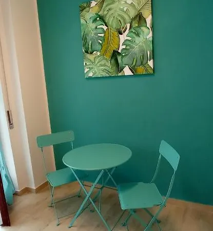 B&B Ad Un Passo Dal Mare 프라이아 아 마레