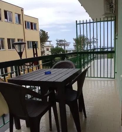 Ad Un Passo Dal Mare לינה וארוחת בוקר פראייה א מארה