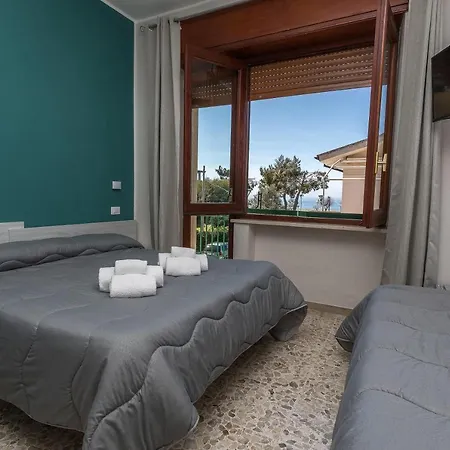 Ad Un Passo Dal Mare 4* برايا إيه ماري
