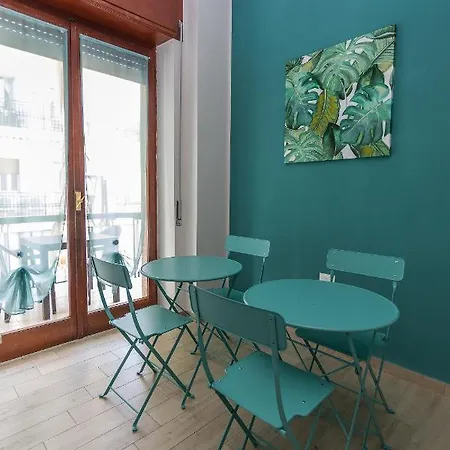 B&B Ad Un Passo Dal Mare 4*