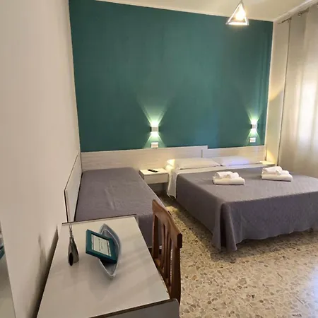Ad Un Passo Dal Mare Bed & Breakfast *