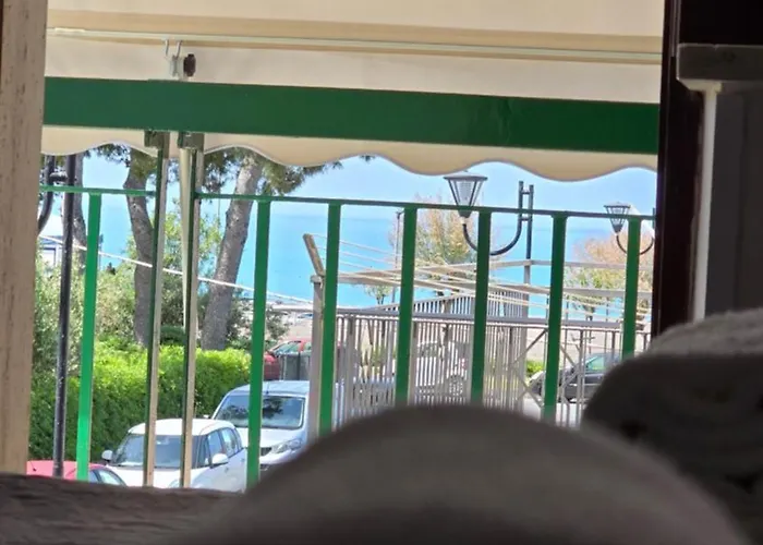 Ad Un Passo Dal Mare לינה וארוחת בוקר